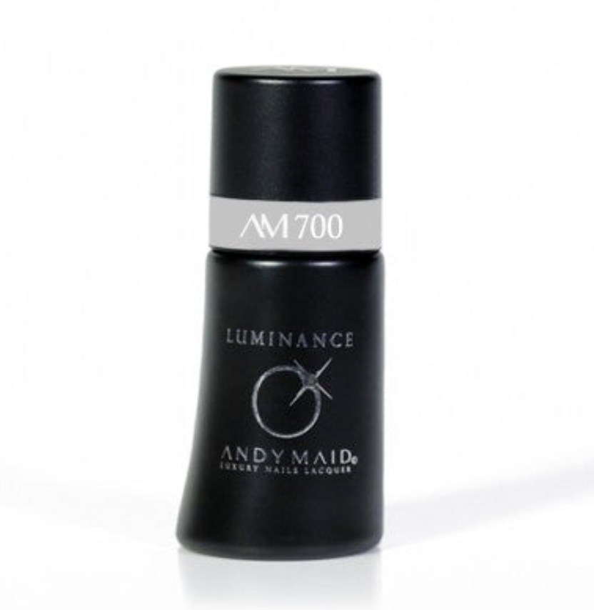 Base Strong - AM 700